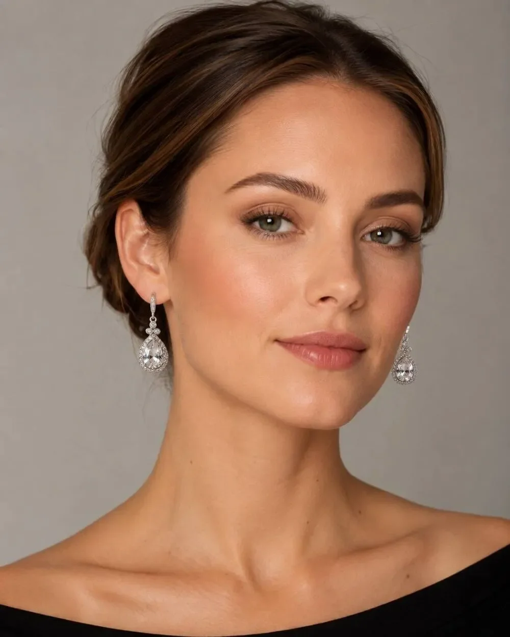Givenchy Crystal Teardrop Dangle Earrings Silver Tone Rhinestone Leverback Authe
